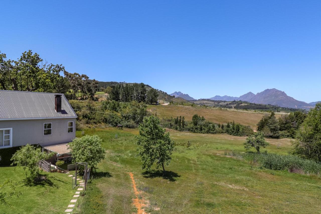 Wildlife Retreat On A Wine-Farm Vila Stellenbosch Exterior foto